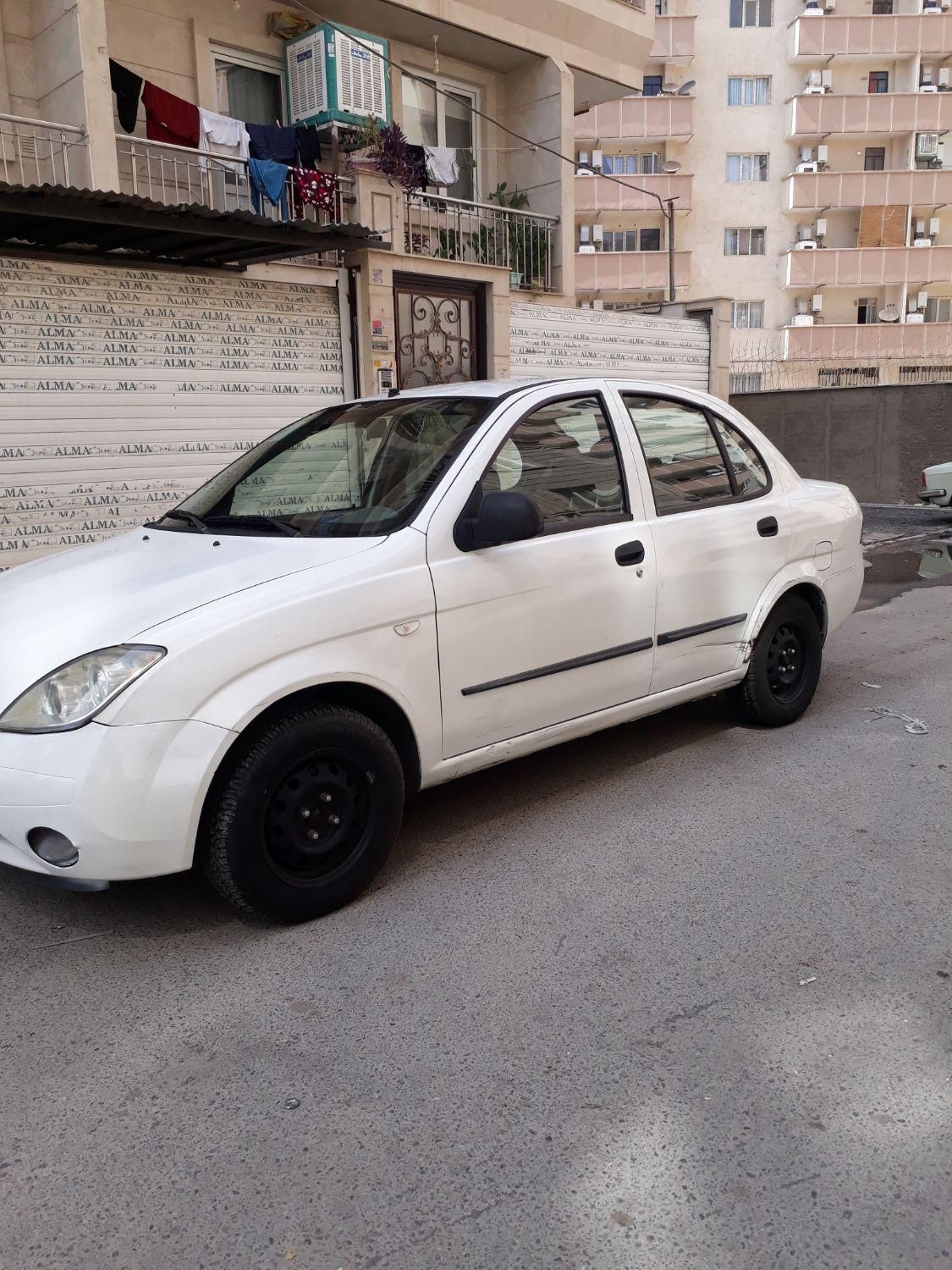 تیبا صندوق دار SX - 1400