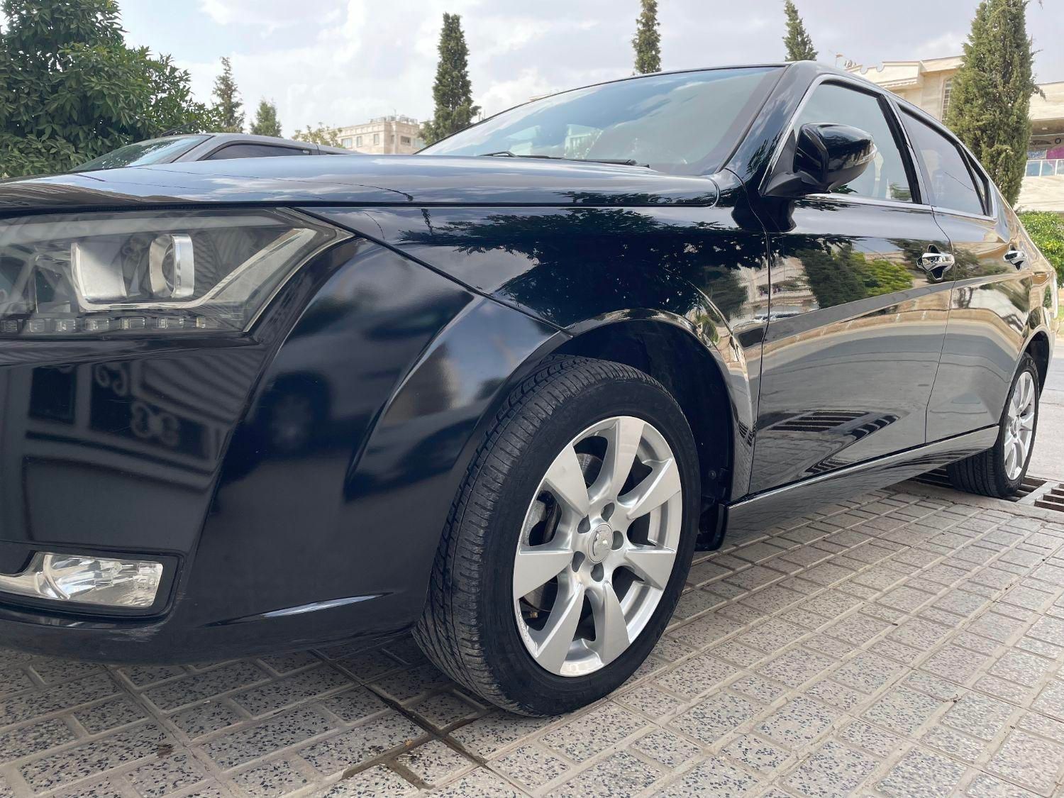 دنا پلاس توربو 6 دنده - 1401