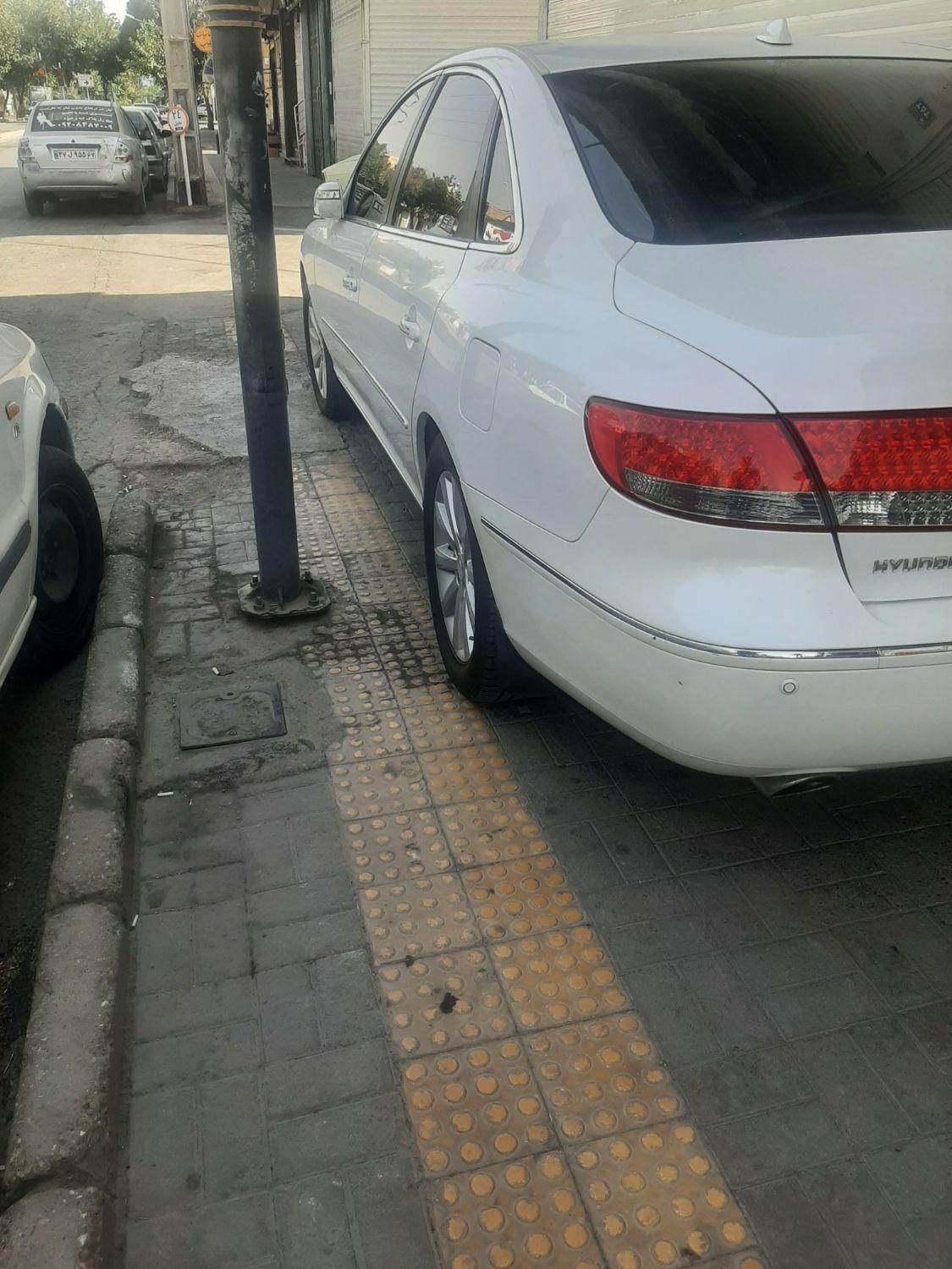 هیوندای آزرا (گرنجور) 3300cc - 2010