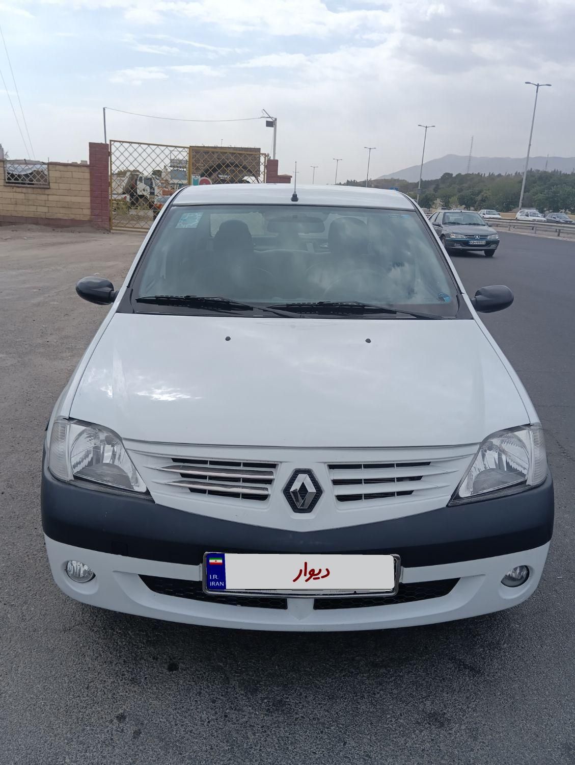 خودرو رنو، پارس تندر آگهی ann_19558106