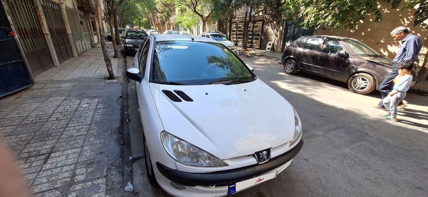 پژو ۲۰۶ صندوق دار v20 - 1391