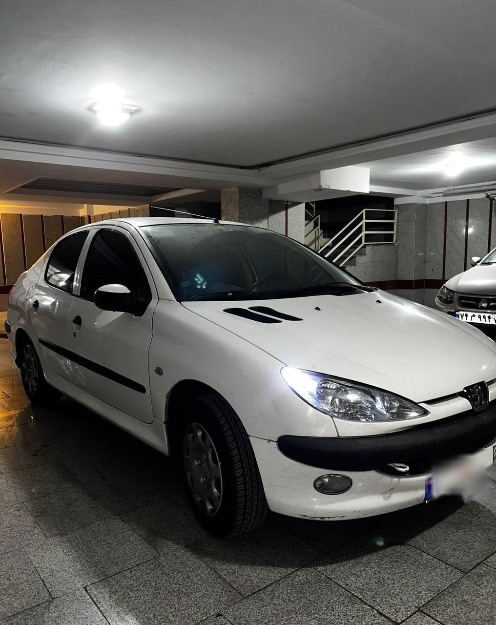 پژو ۲۰۶ صندوق دار v8 - 1395