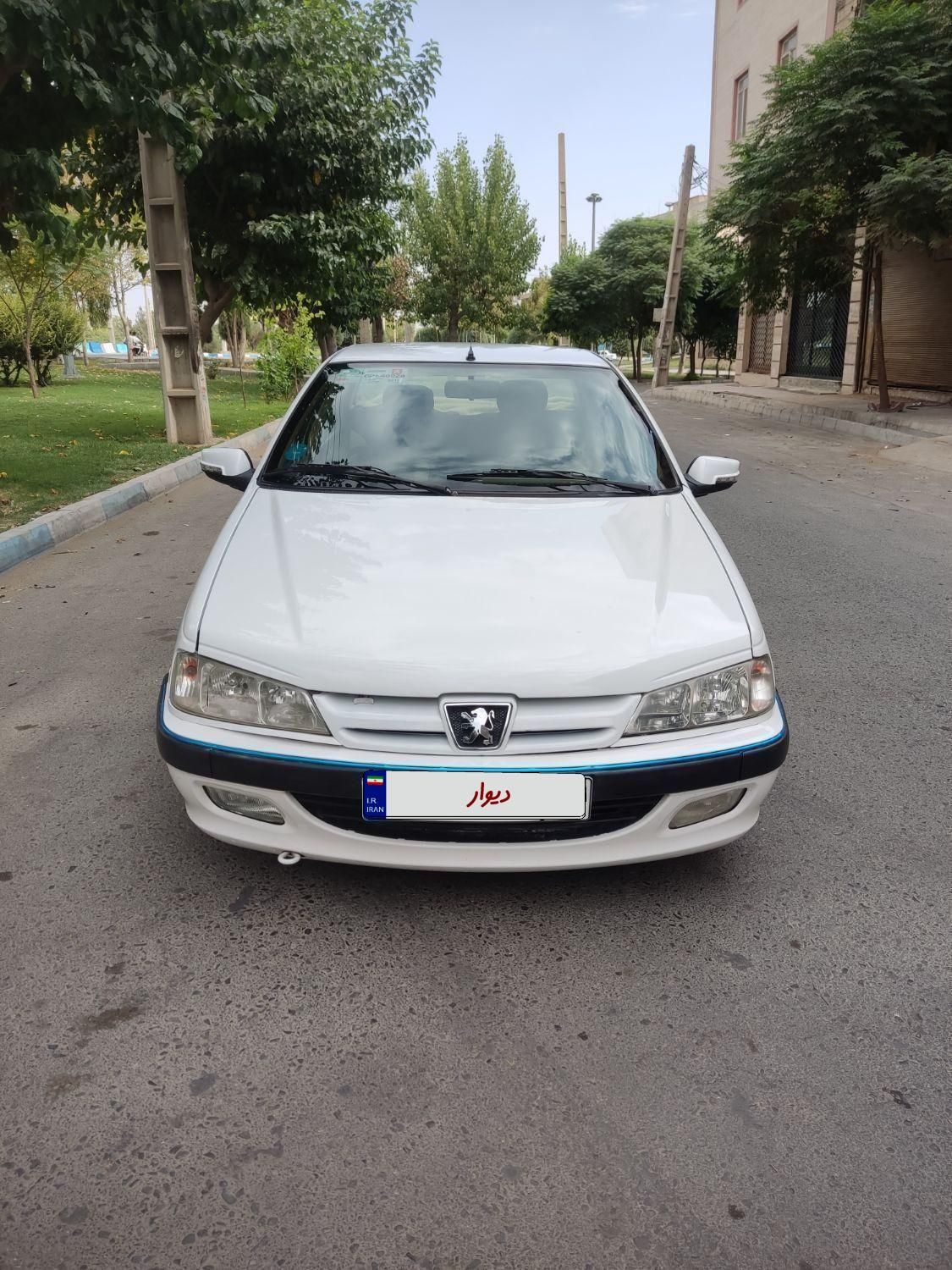 پژو پارس سال - 1392