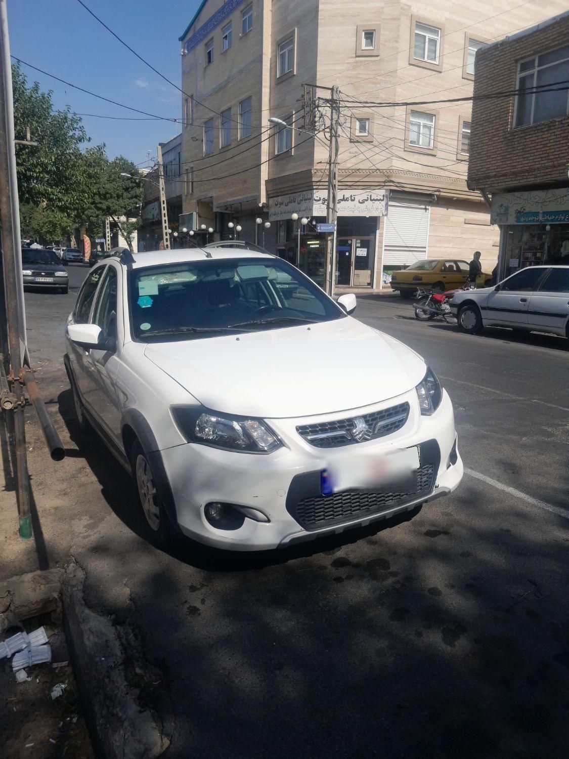خودرو کوییک، R آگهی ann_19558566
