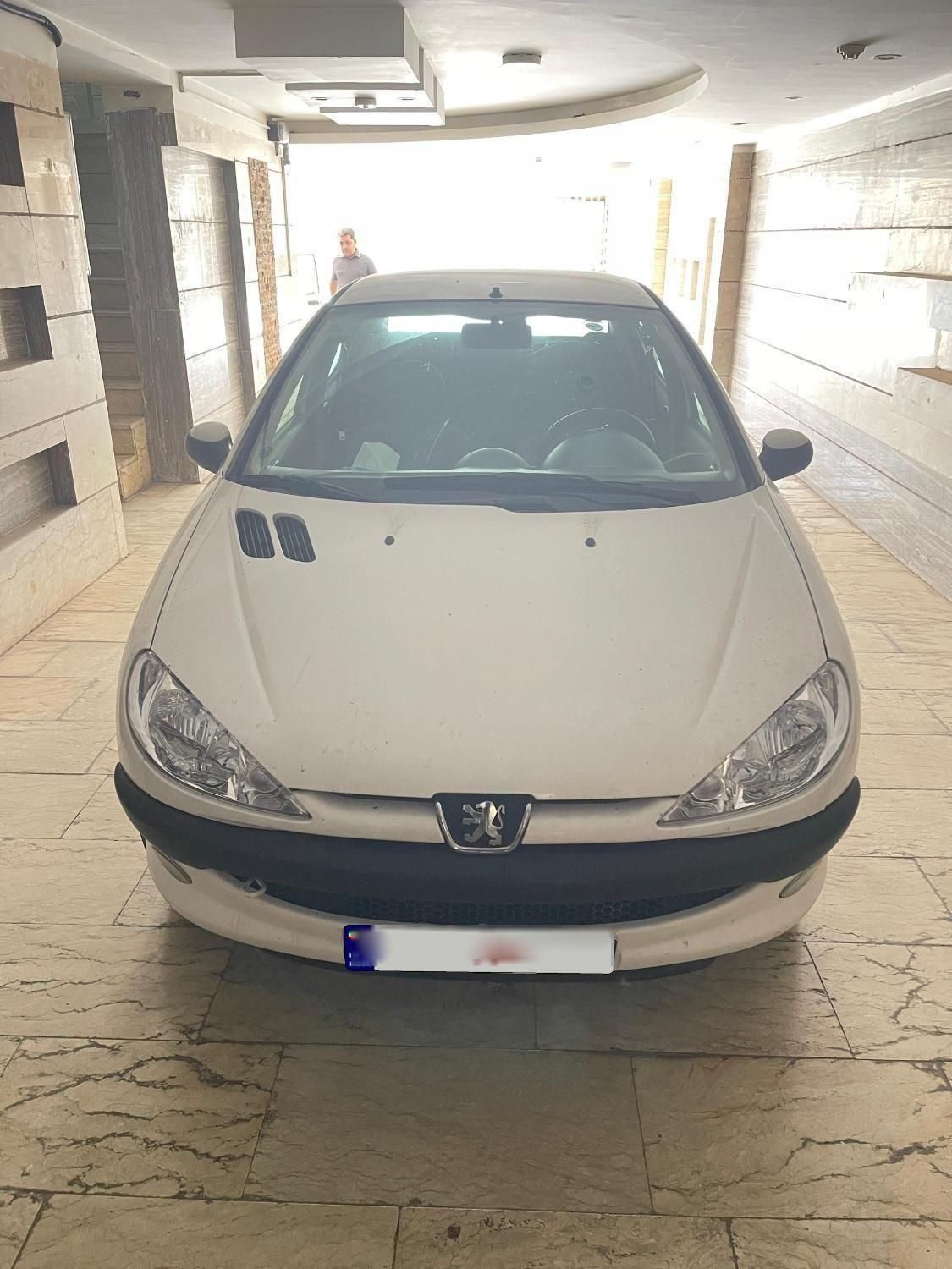 پژو ۲۰۶ صندوق دار v8 - 1399