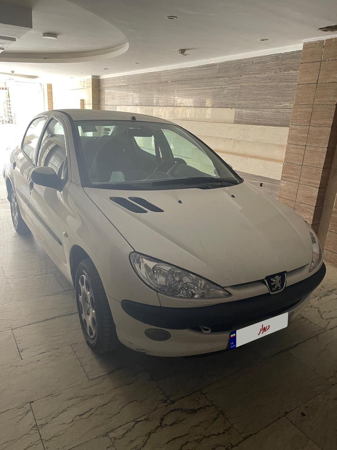 پژو ۲۰۶ صندوق دار v8 - 1399