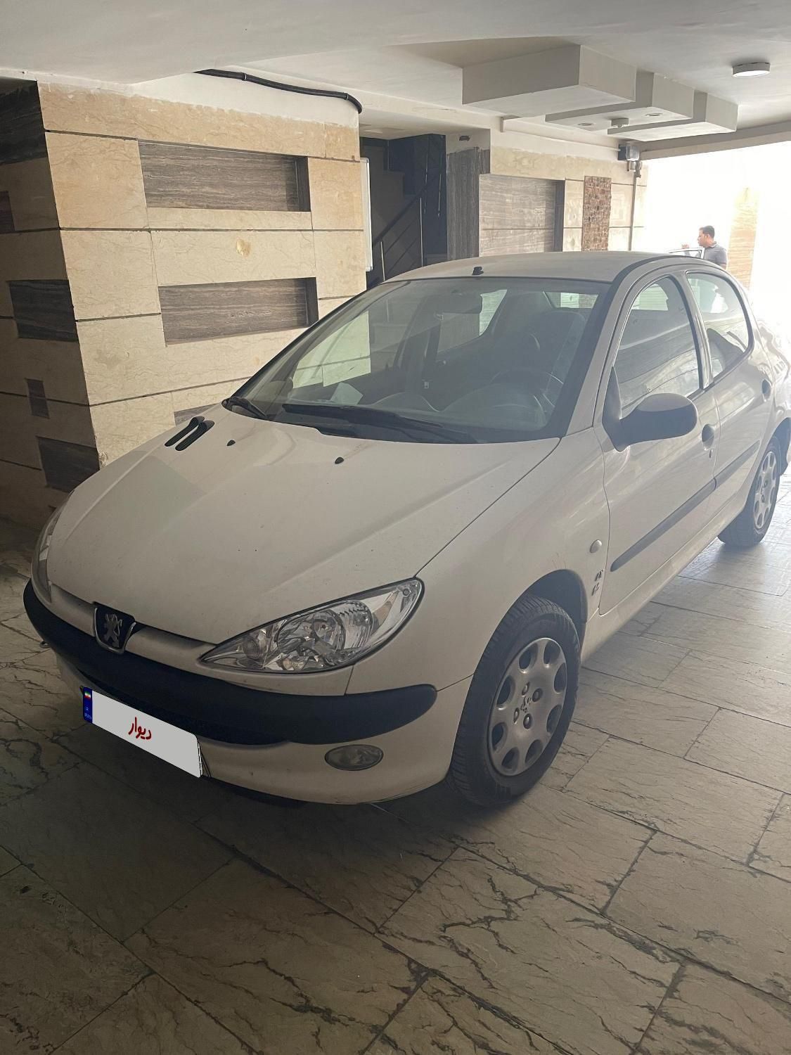 پژو ۲۰۶ صندوق دار v8 - 1399