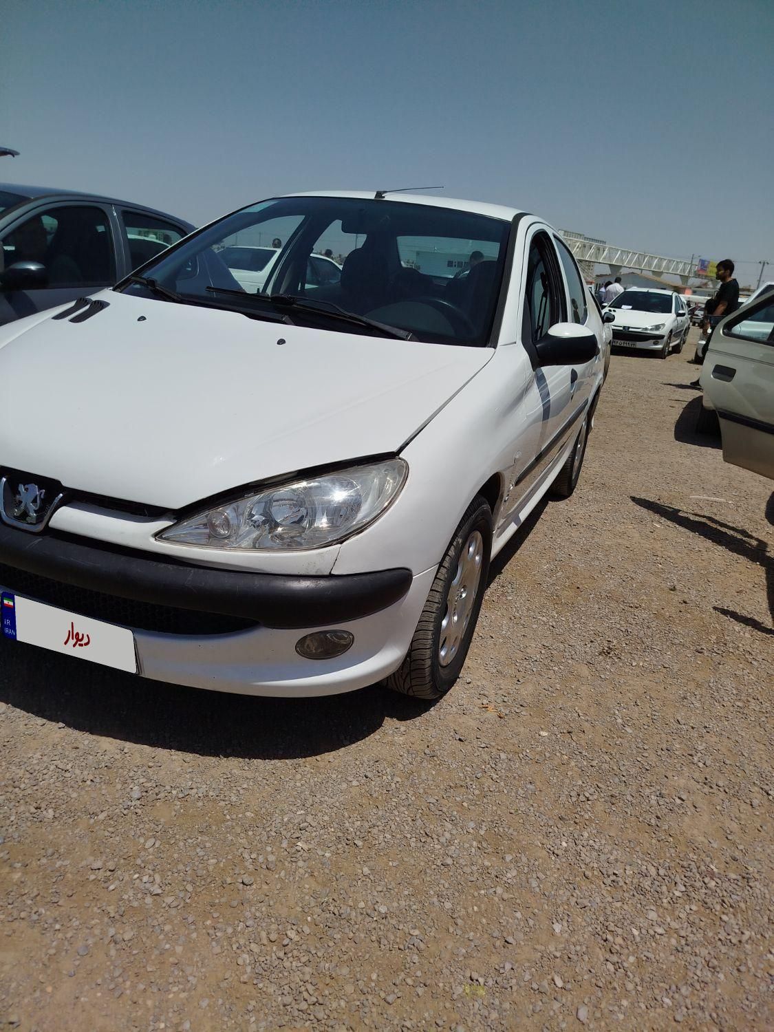 پژو ۲۰۶ صندوق دار v8 - 1395