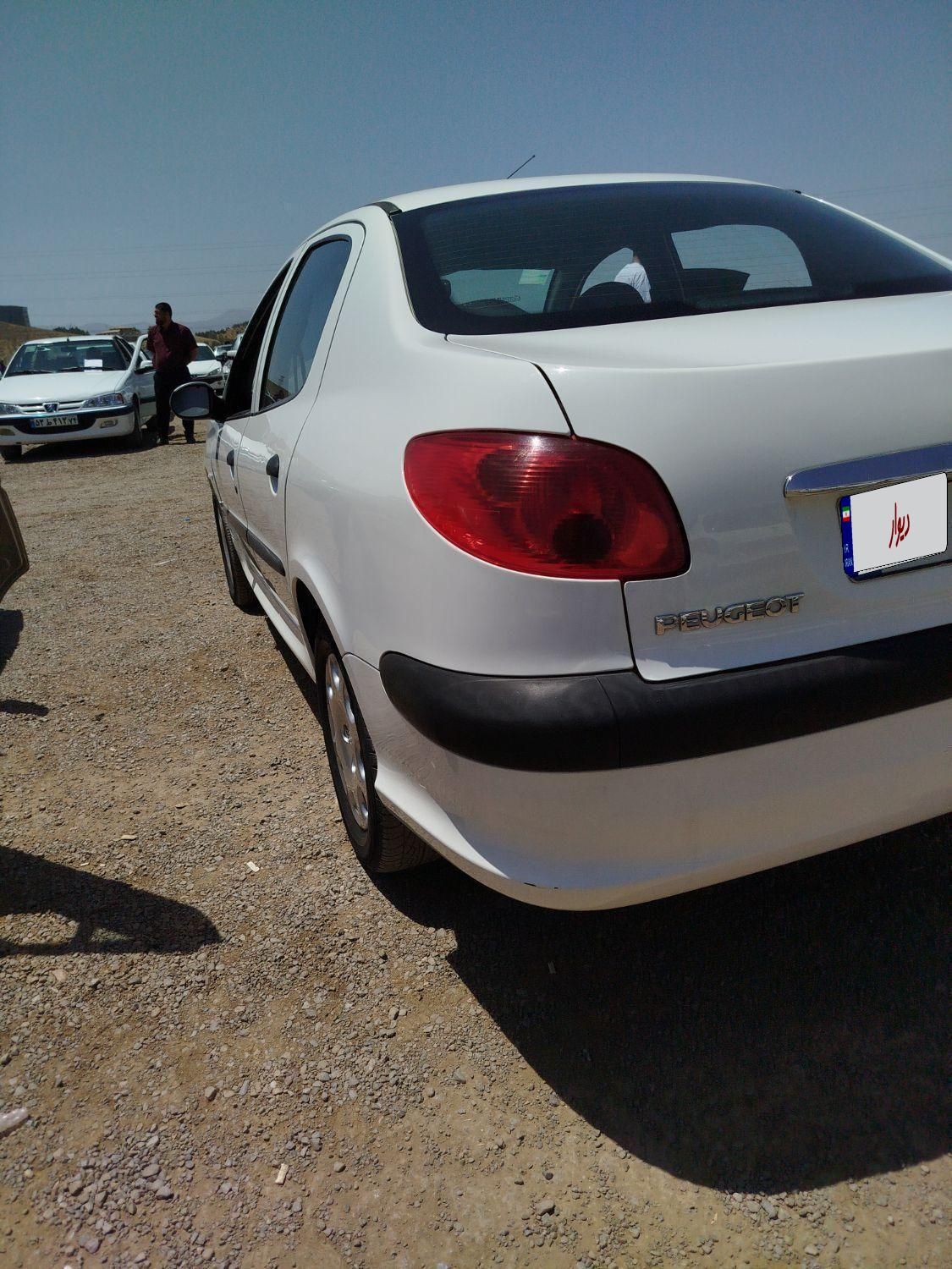 پژو ۲۰۶ صندوق دار v8 - 1395
