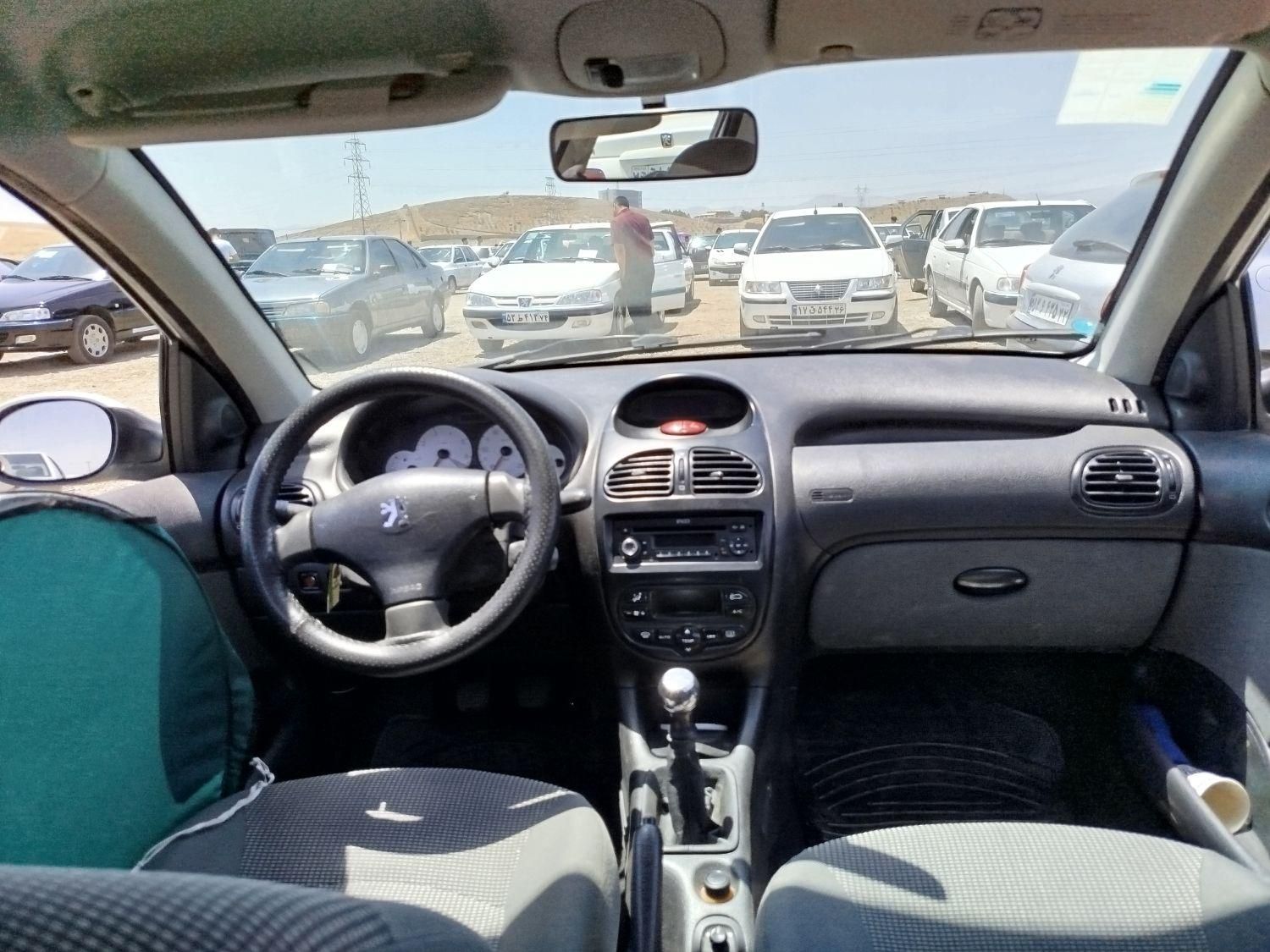 پژو ۲۰۶ صندوق دار v8 - 1395