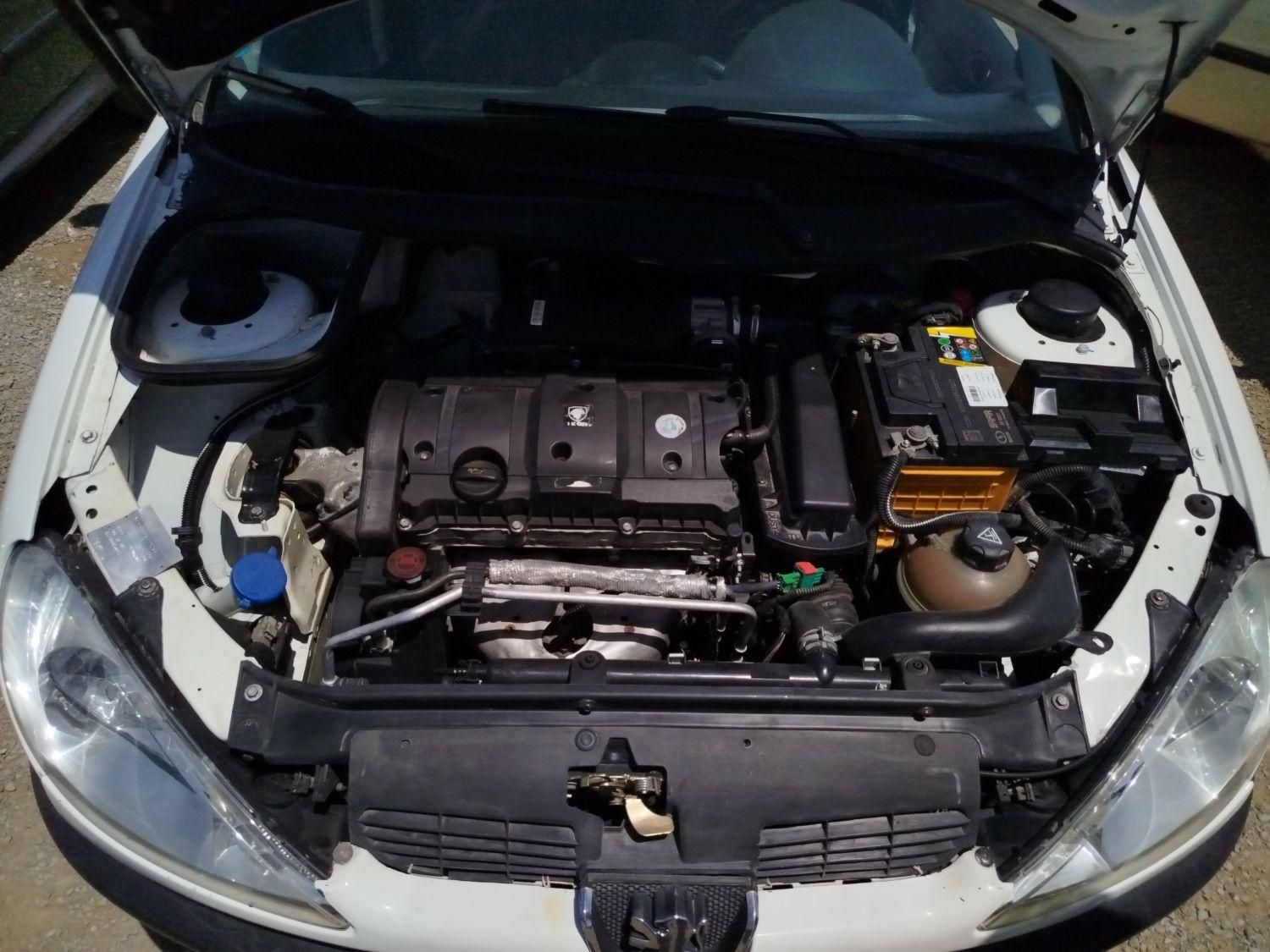 پژو ۲۰۶ صندوق دار v8 - 1395