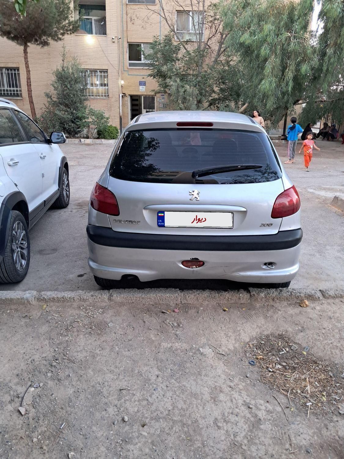 پژو 206 تیپ 2 - 1390