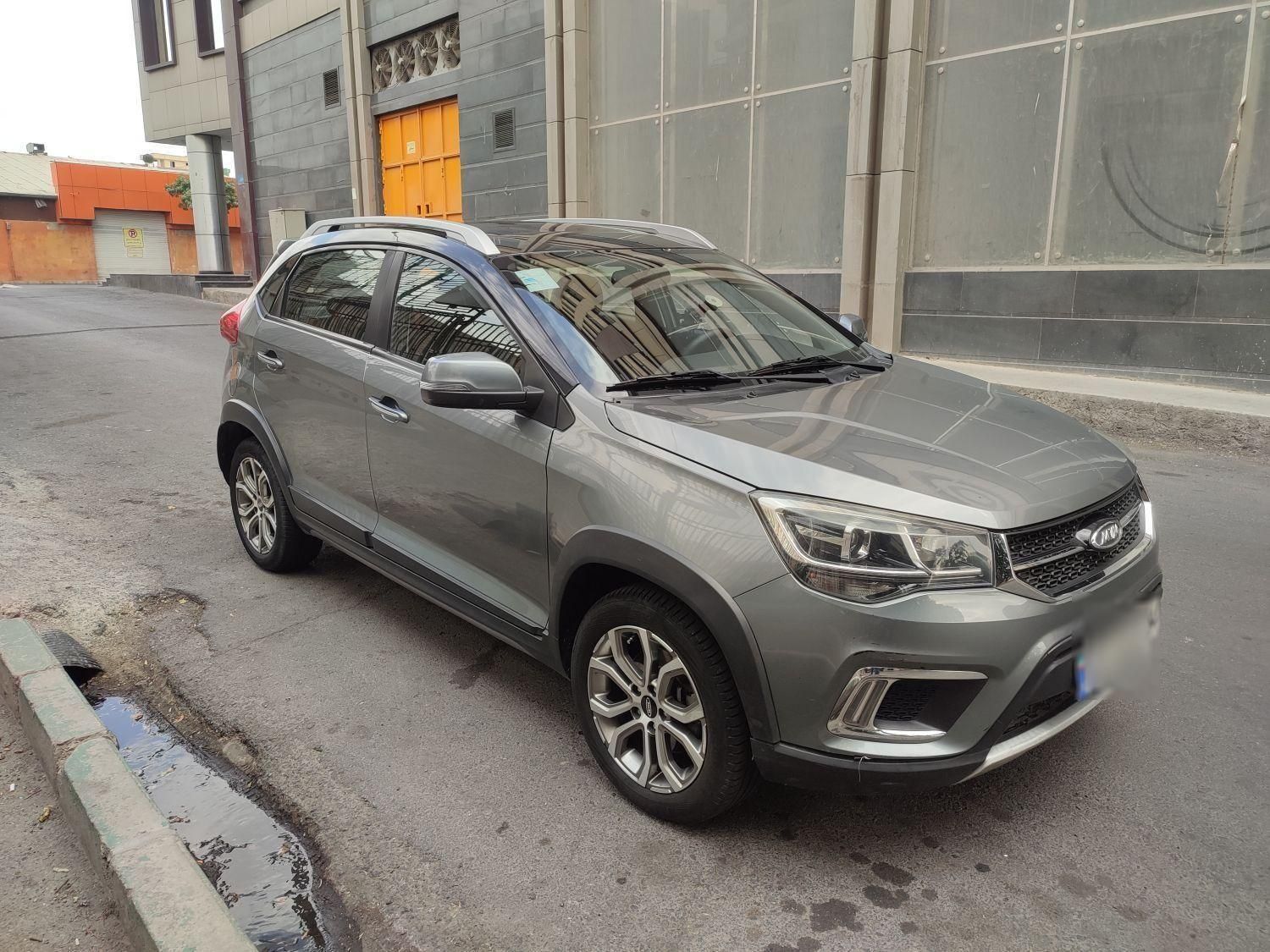 ام وی ام X22 اتوماتیک لاکچری - 1396