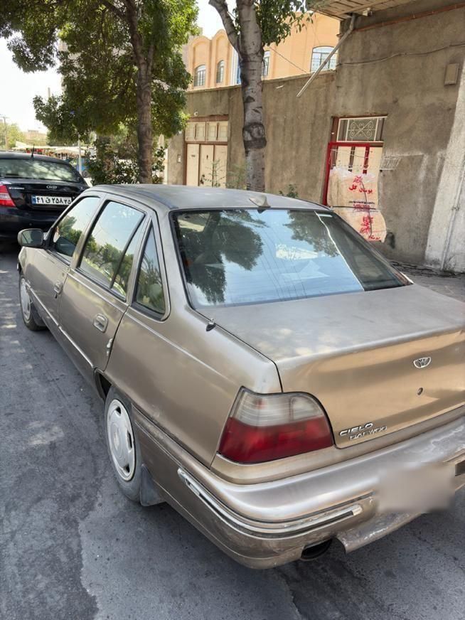 دوو سیلو سدان - 1380