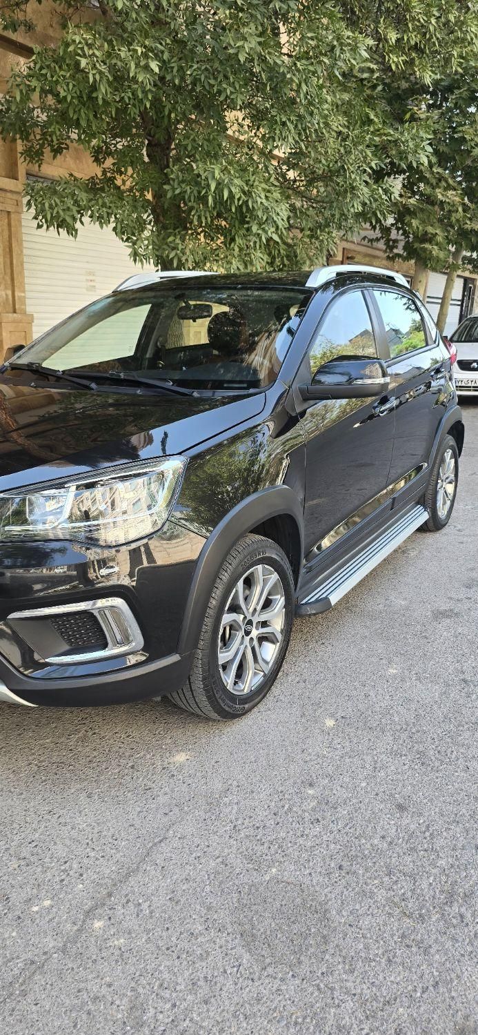 خودرو ام وی ام، X22 آگهی ann_19559083