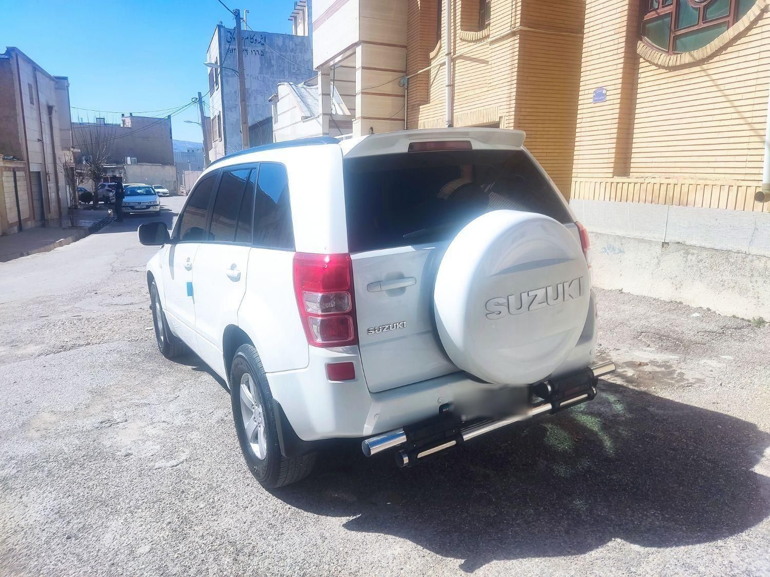 سوزوکی ویتارا ایران خودرو 2400 دنده‌ای - 1389