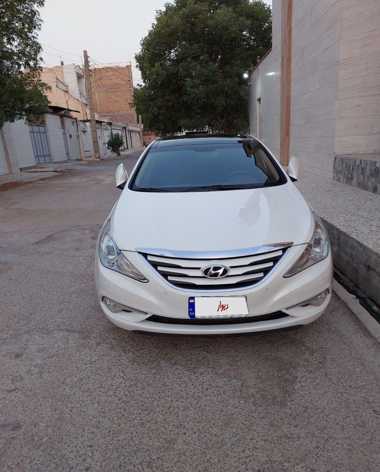 هیوندای سوناتا فول YF - 2014