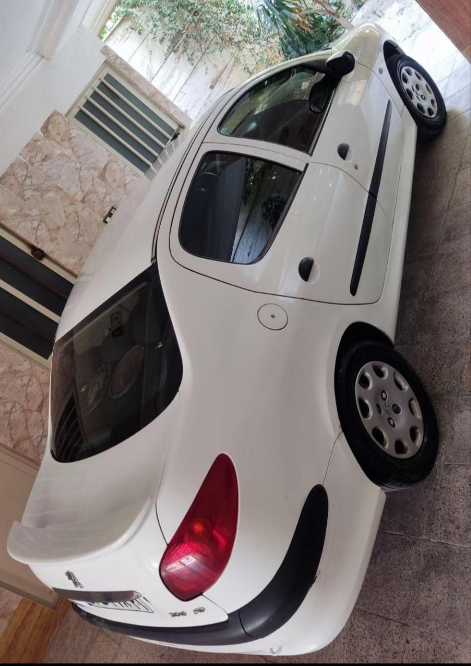 پژو ۲۰۶ صندوق دار v8 - 1395