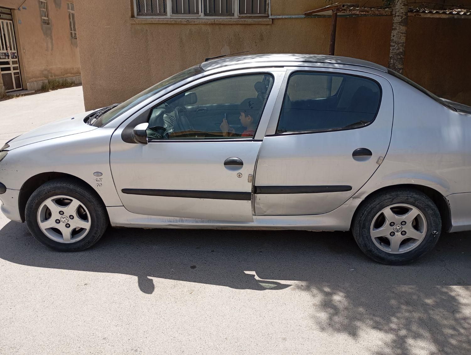 پژو ۲۰۶ صندوق دار v8 - 1388