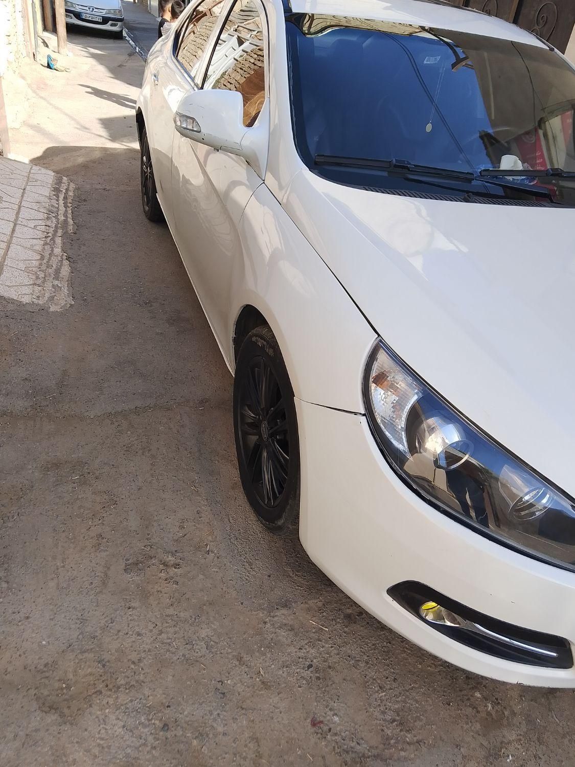 جک J5 اتوماتیک - 1393