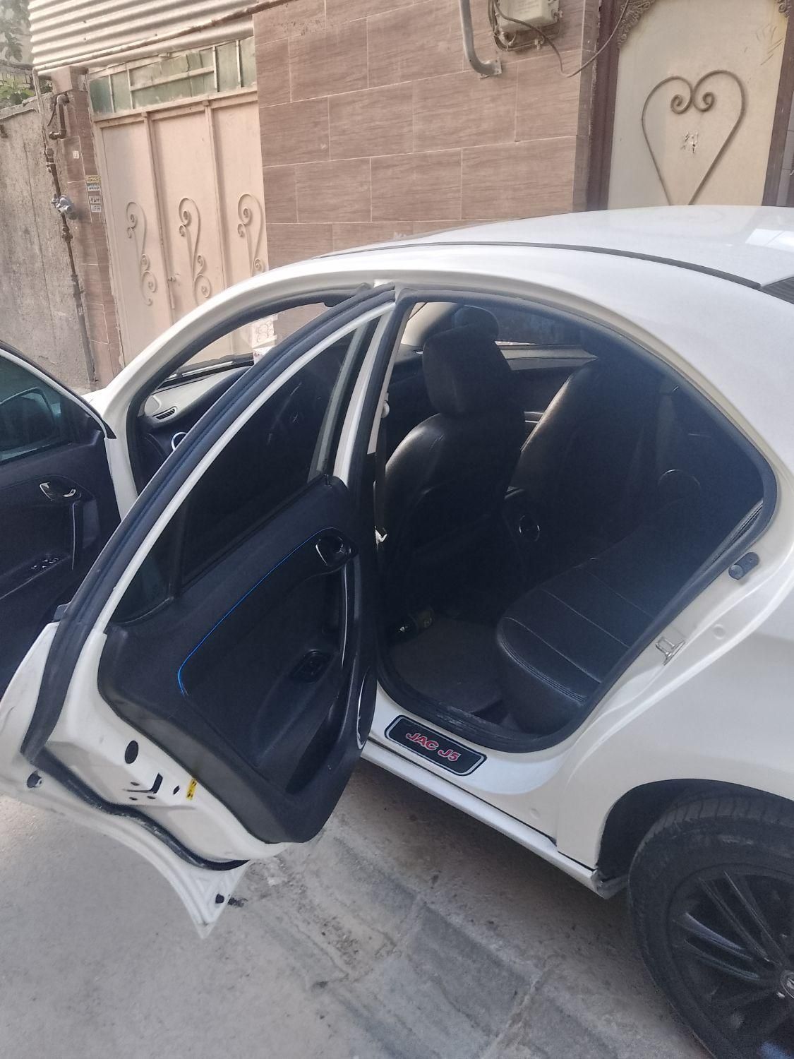 جک J5 اتوماتیک - 1393