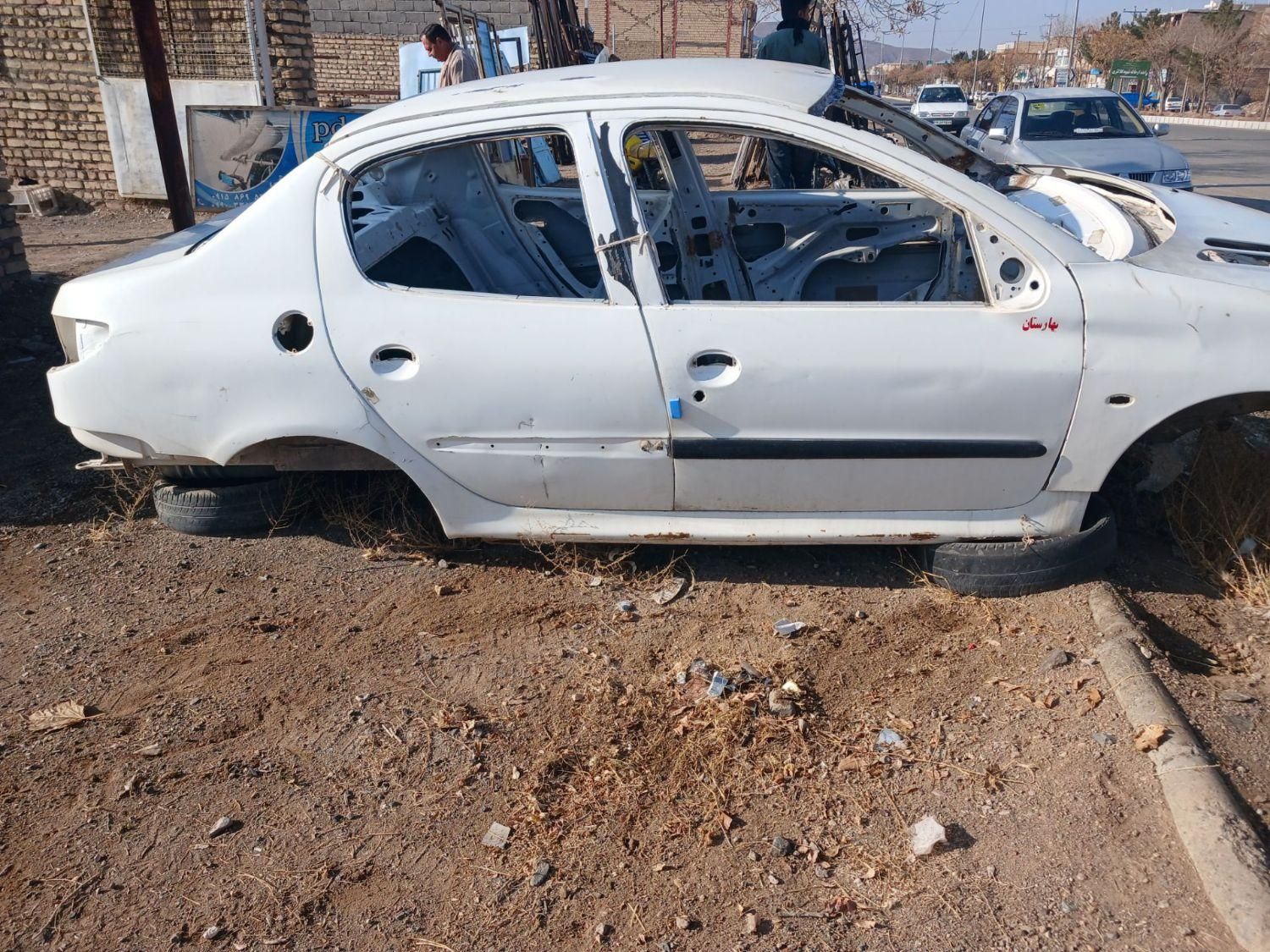 پژو 206 تیپ 5 - 1389