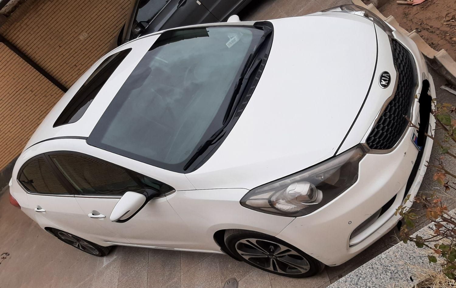 کیا سراتو 2.0 لیتر اتوماتیک GT لاین - 2015