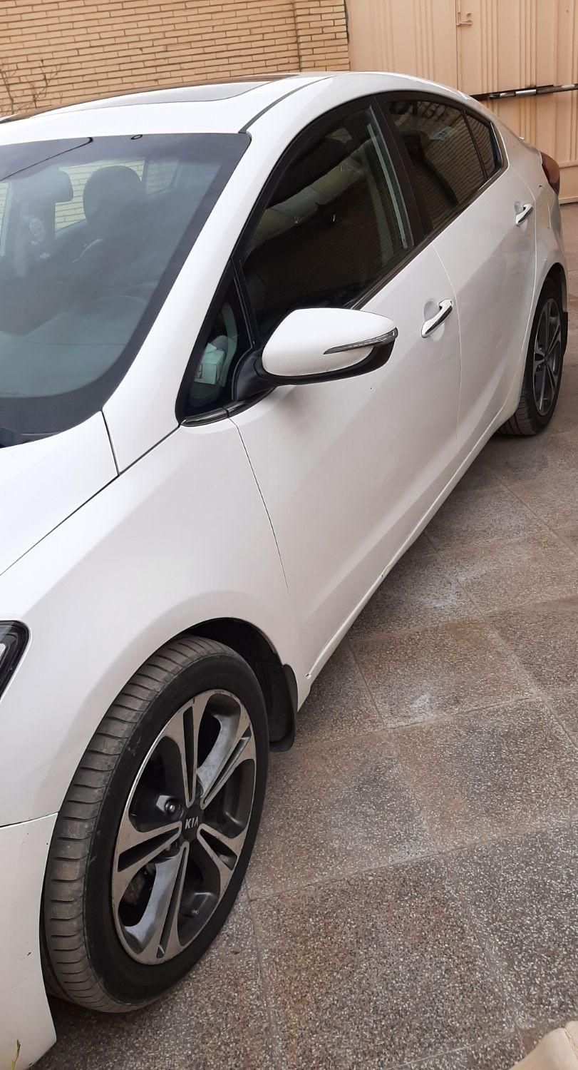 کیا سراتو 2.0 لیتر اتوماتیک GT لاین - 2015