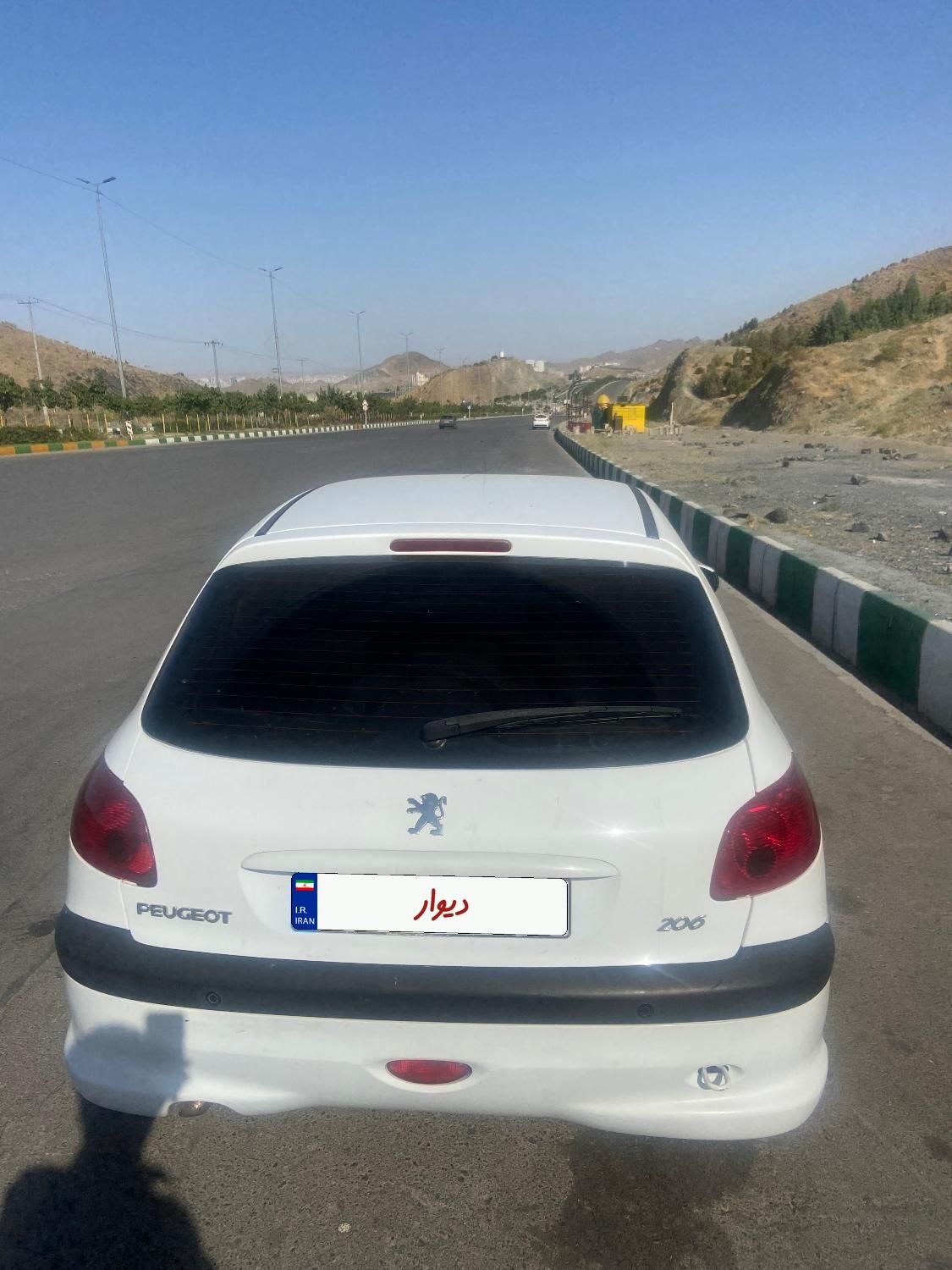 پژو 206 تیپ 3 - 1395
