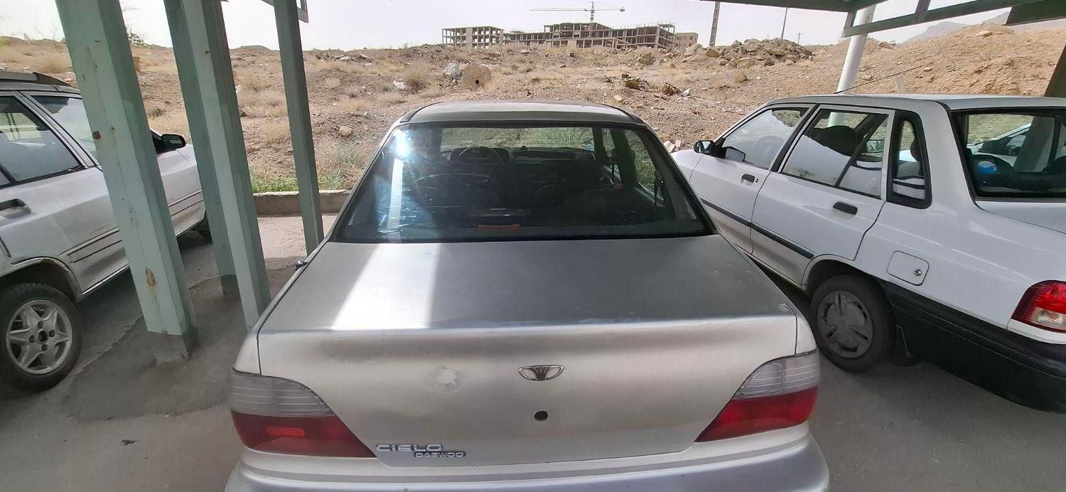 دوو سیلو سدان - 1381