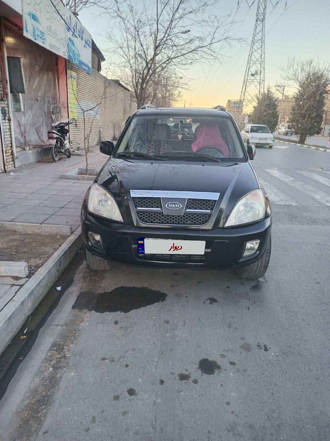 خودرو ام وی ام، X33 آگهی ann_19560725