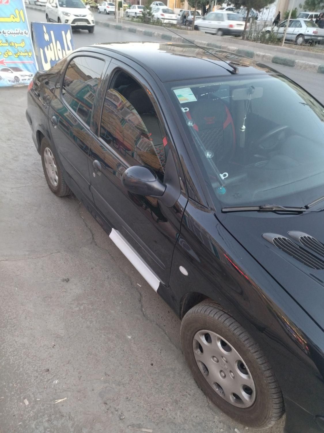 پژو ۲۰۶ صندوق دار v8 - 1393
