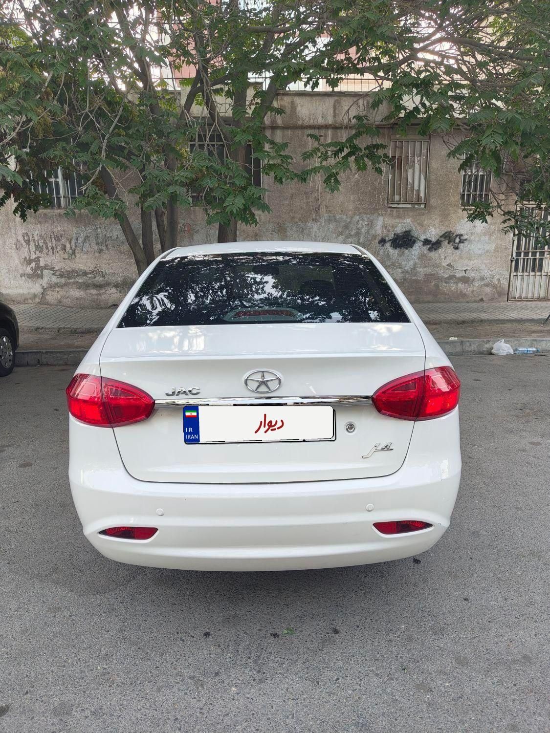 جک J4 اتوماتیک ساده - 1403