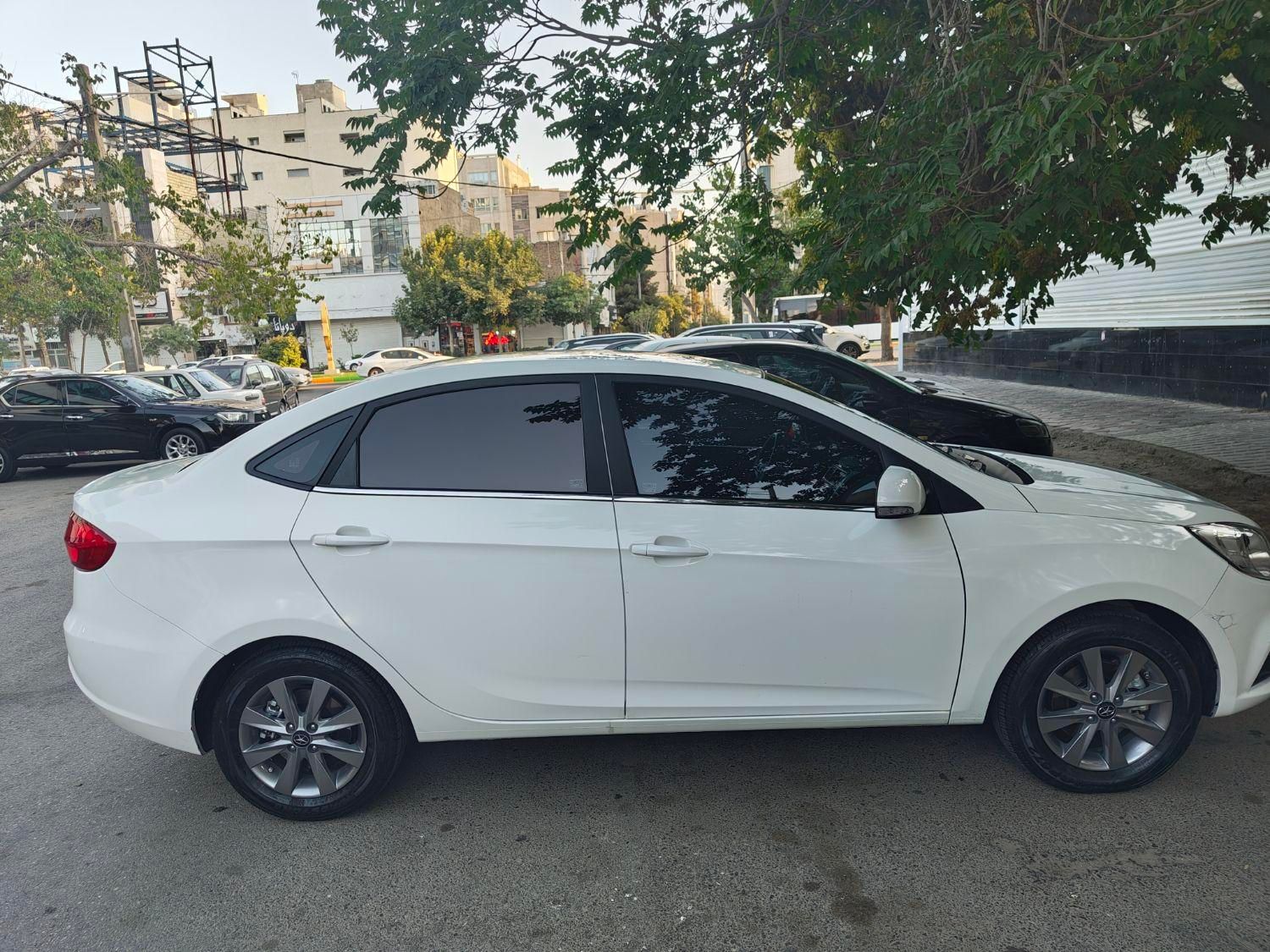جک J4 اتوماتیک ساده - 1403