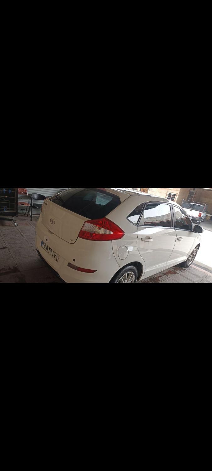 خودرو ام وی ام، 315 هاچ بک آگهی ann_19561405