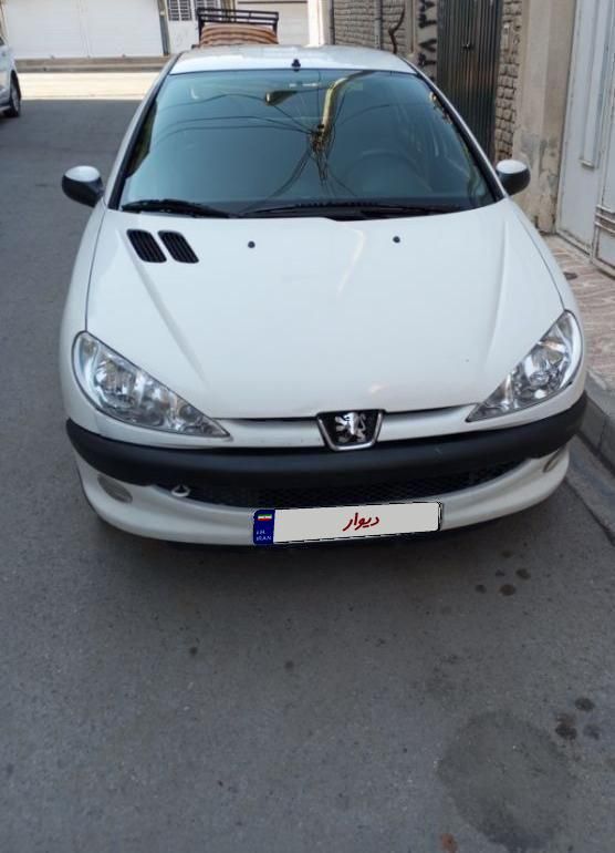 پژو ۲۰۶ صندوق دار v20 - 1389