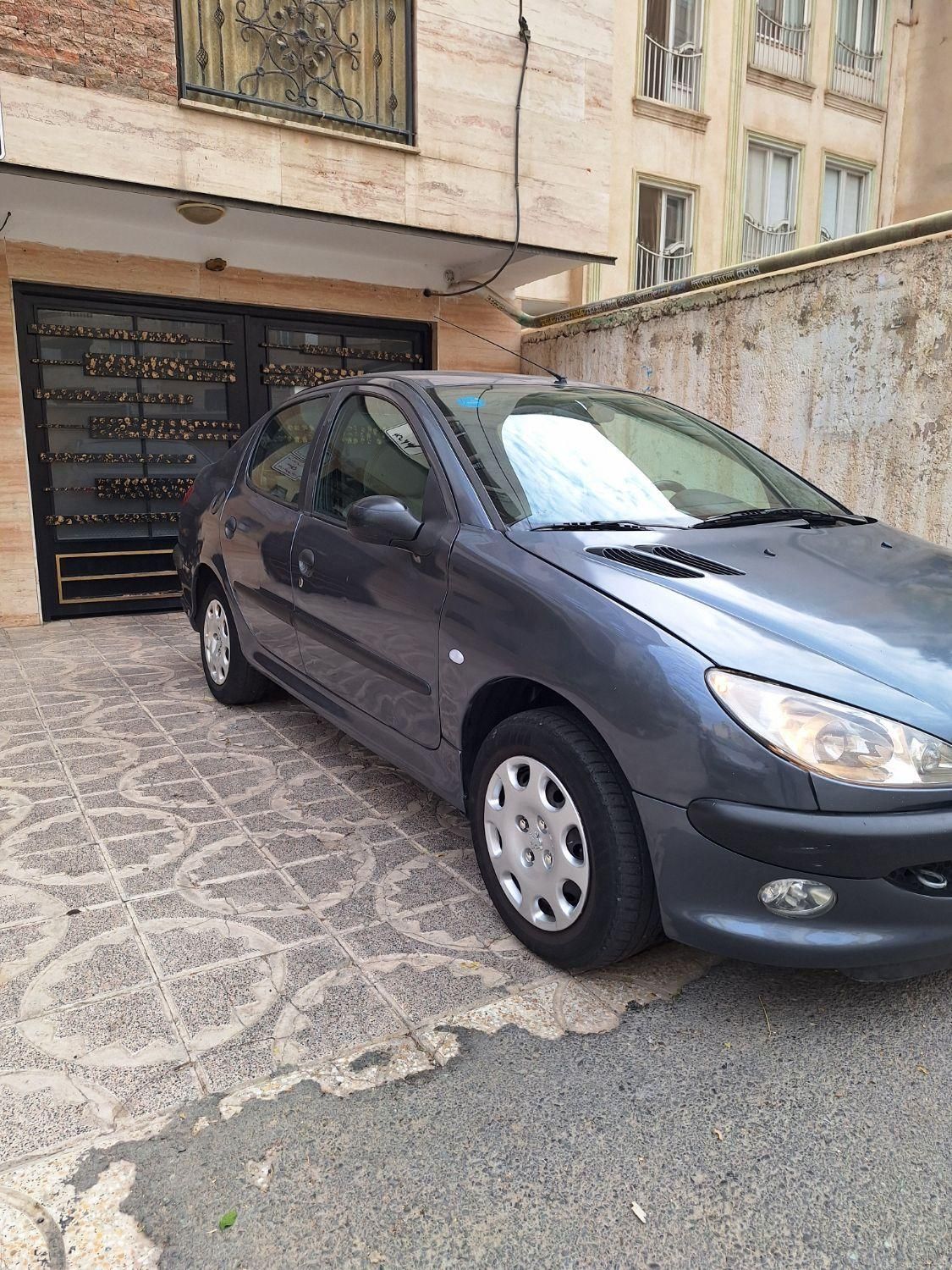 پژو ۲۰۶ صندوق دار v8 - 1389