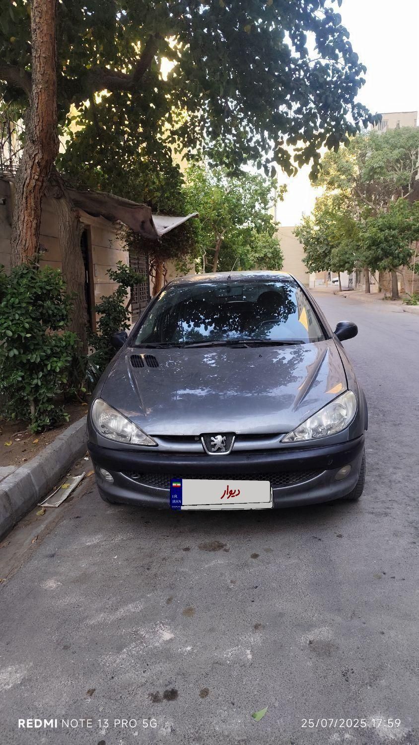 پژو ۲۰۶ صندوق دار v2 - 1390
