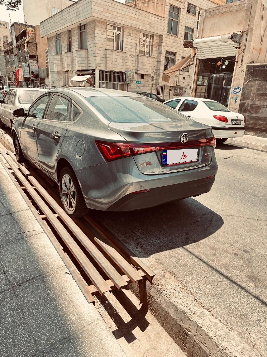 ام جی GT اتوماتیک - 2016