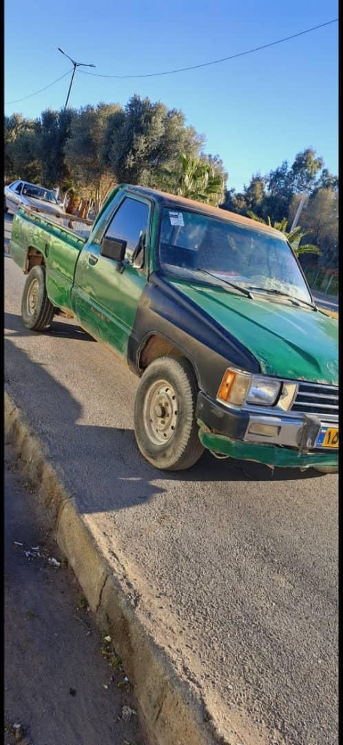 تویوتا کمری XLE - 1402