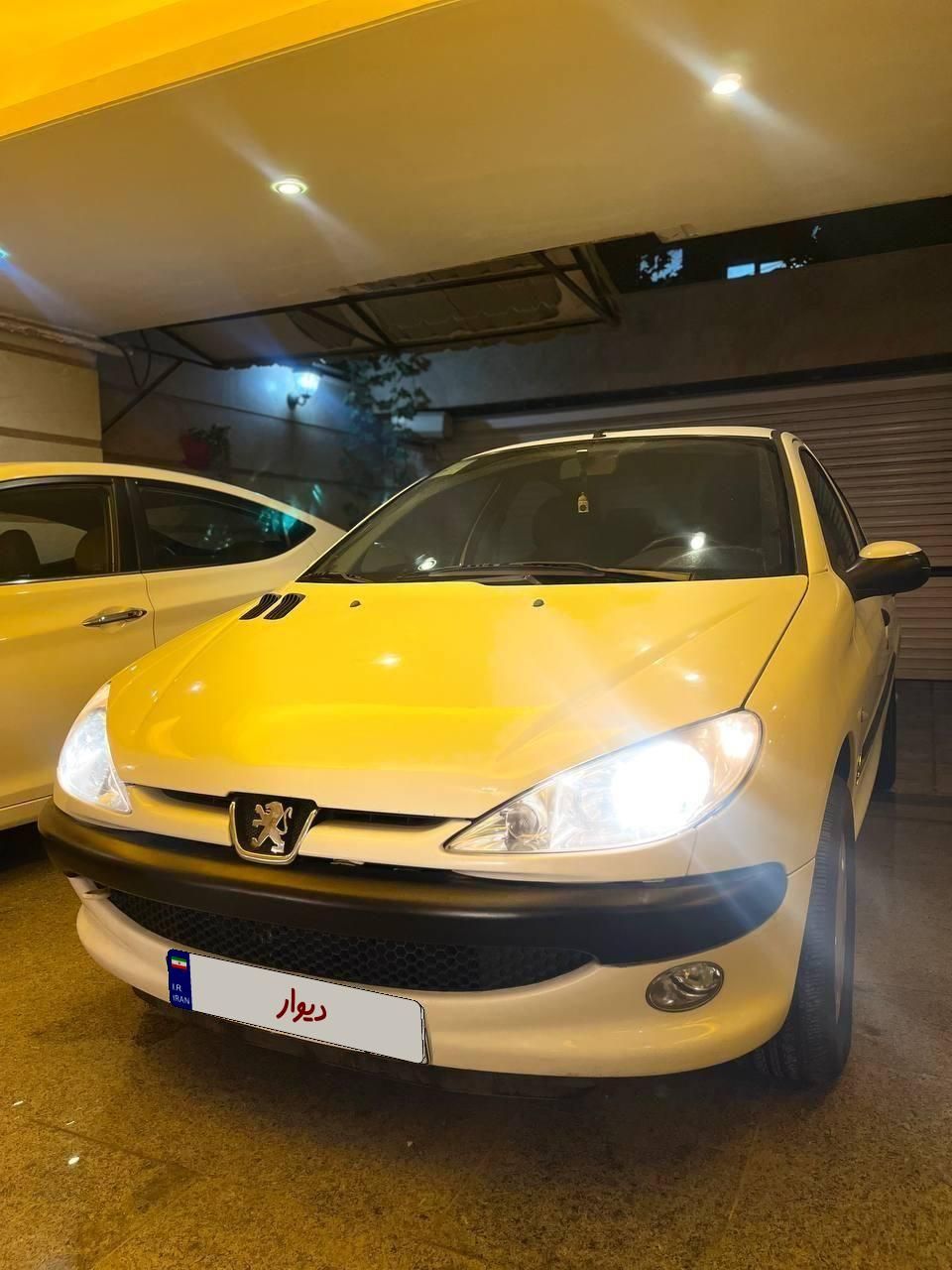 پژو ۲۰۶ صندوق دار v8 - 1396