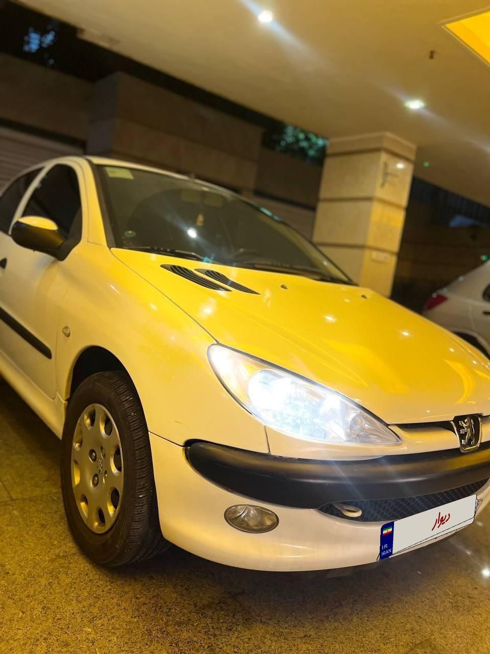 پژو ۲۰۶ صندوق دار v8 - 1396