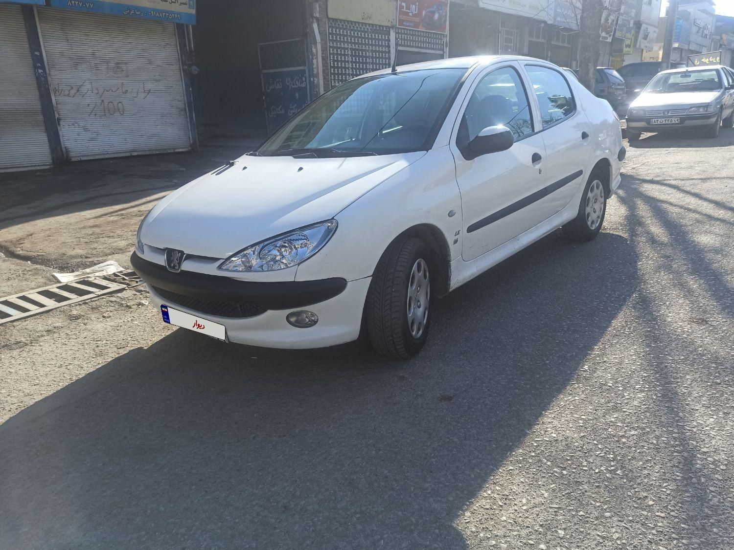 پژو ۲۰۶ صندوق دار v8 - 1393