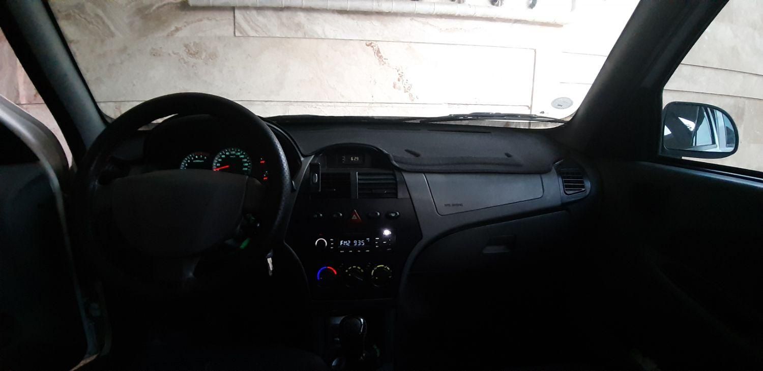 تیبا صندوق دار SX - 1399