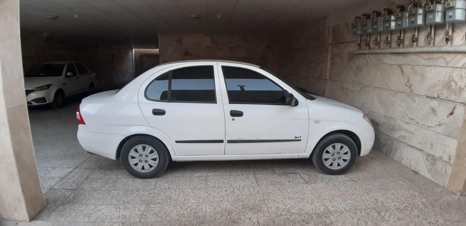 تیبا صندوق دار SX - 1399