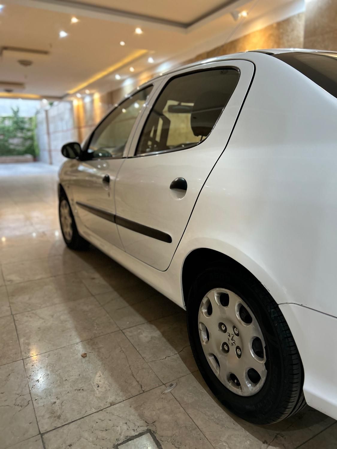 پژو ۲۰۶ صندوق دار v8 - 1396