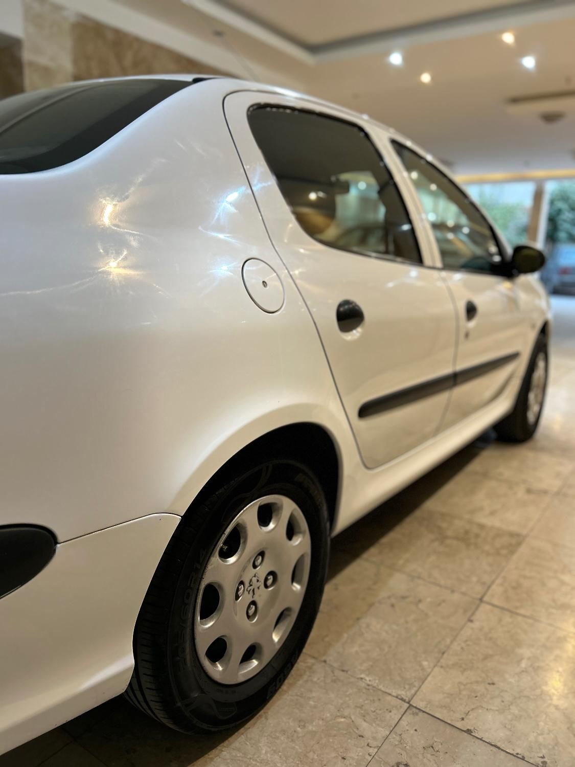 پژو ۲۰۶ صندوق دار v8 - 1396