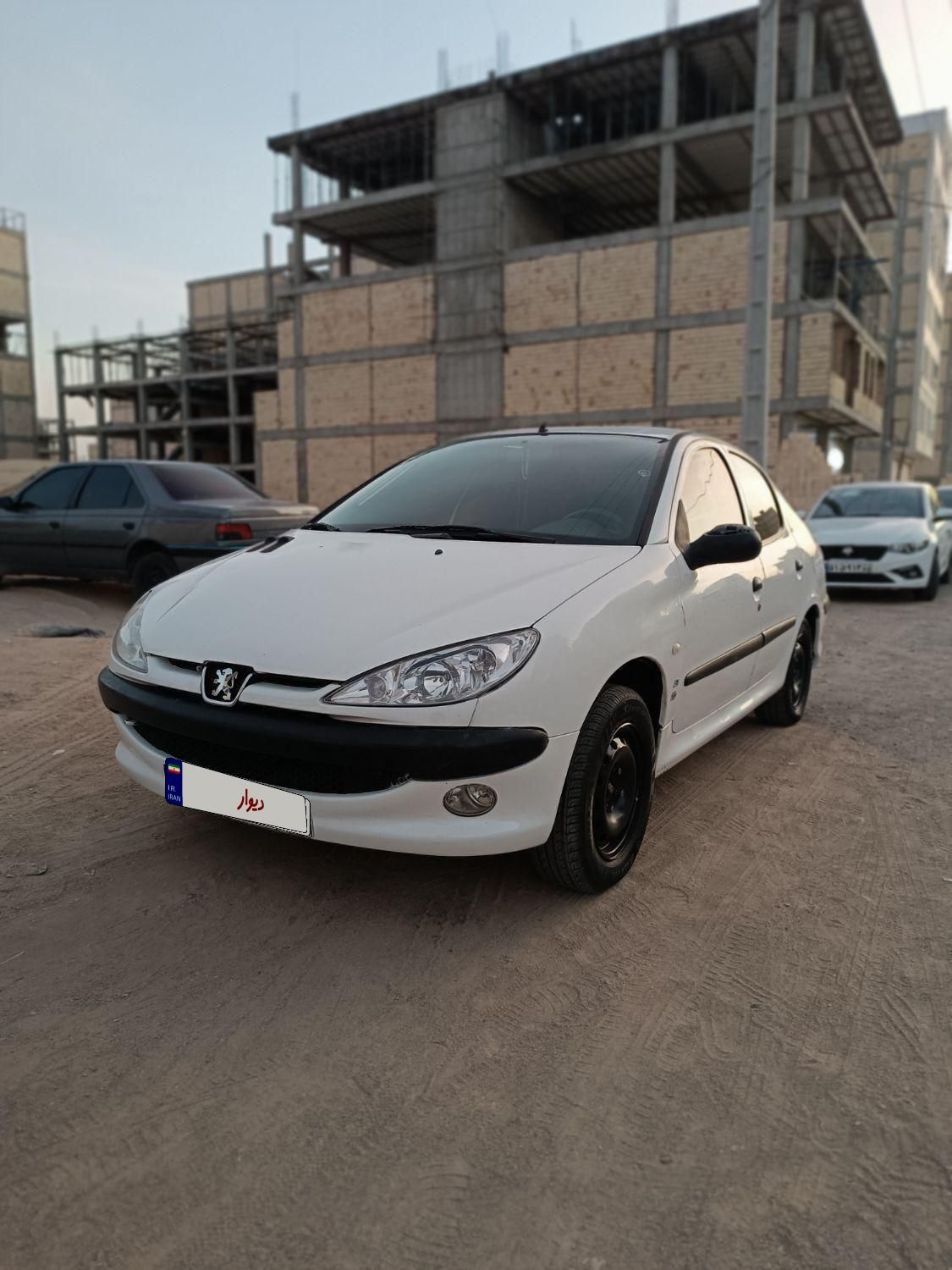 پژو ۲۰۶ صندوق دار v8 - 1393