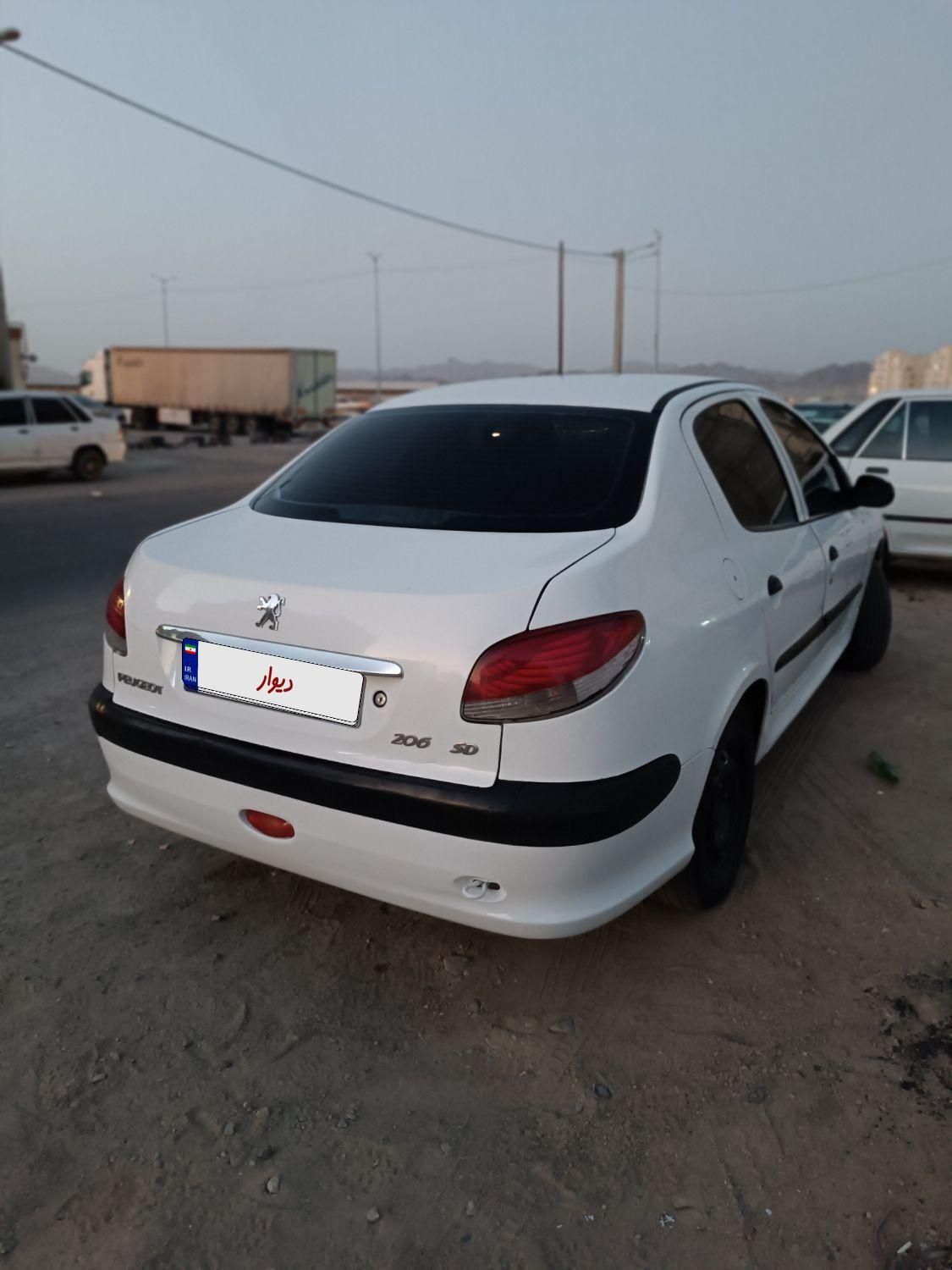 پژو ۲۰۶ صندوق دار v8 - 1393