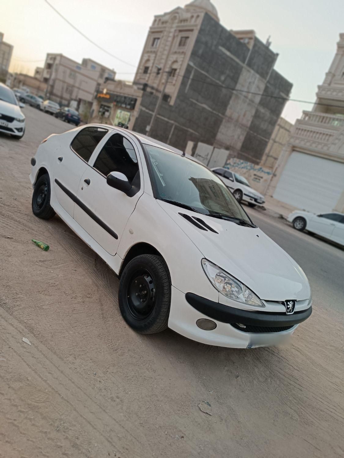 پژو ۲۰۶ صندوق دار v8 - 1393
